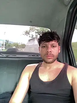 Snapshot of haku_kanjy chatting on 10.28.25 haku kanjy online show from 10.28.25