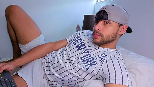 Snapshot of haku_kanjy chatting on 11.29.25 haku kanjy online show from 11.29.25