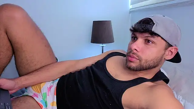 Snapshot of haku_kanjy chatting on 11.30.25 haku kanjy online show from 11.30.25