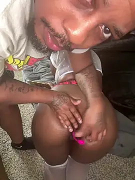 piscesaurora online show from 03.17.25