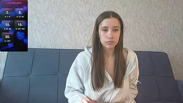 Snapshot of hot_ass_18 chatting on 03.17.25 hot ass 18 online show from 03.17.25