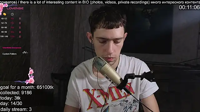 Snapshot of w0rkman chatting on 10.16.25 w0rkman online show from 10.16.25