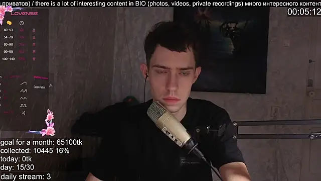 Snapshot of w0rkman chatting on 10.18.25 w0rkman online show from 10.18.25