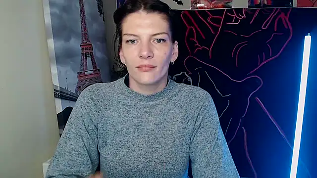 VanessaRey  online show from 10.24.25