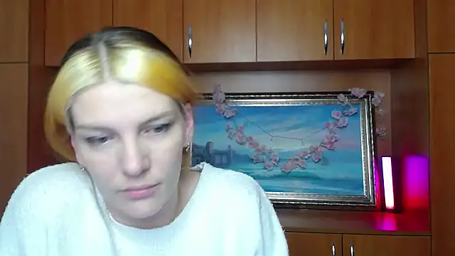 VanessaRey  online show from 03.22.26