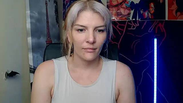 VanessaRey  online show from 05.18.26