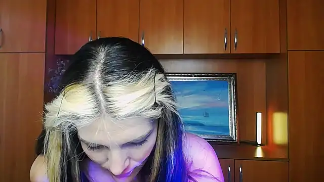 Snapshot of VanessaRey_ chatting on 07.07.26 VanessaRey online show from 07.07.26