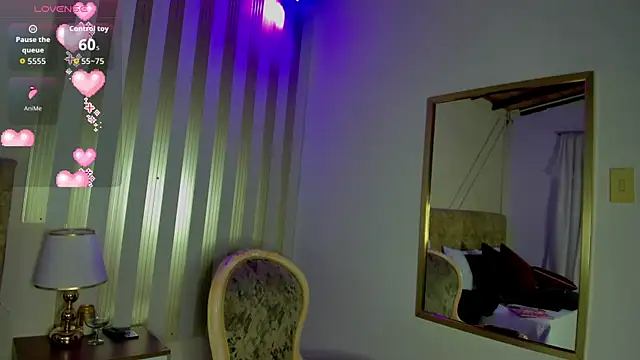 Snapshot of angelinarouse_ chatting on 10.30.25 angelinarouse online show from 10.30.25