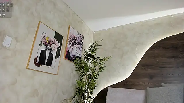 Snapshot of mia_lacy_ chatting on 11.07.25 mia lacy online show from 11.07.25