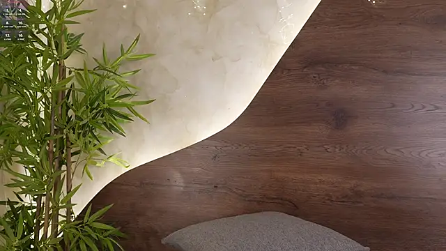 mia lacy  online show from 01.12.26