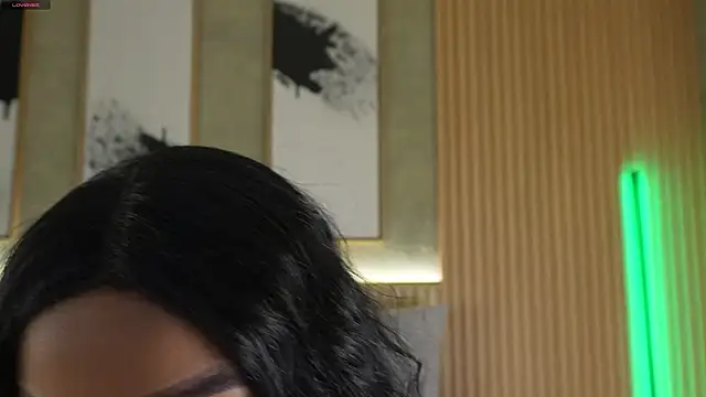 mia lacy  online show from 04.15.26