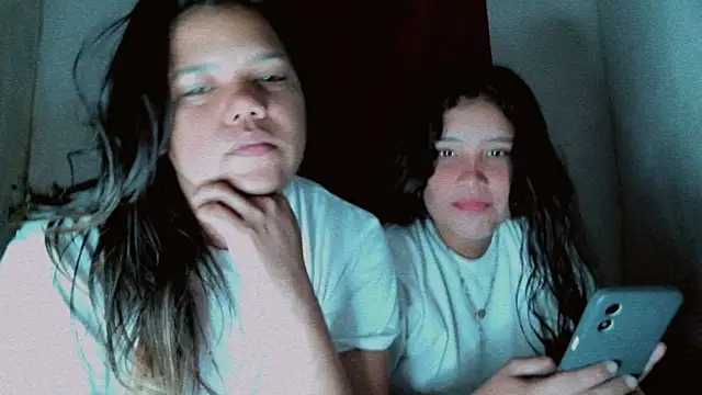 Snapshot of Valeria_Tiffany chatting on 03.20.25 Valeria Tiffany online show from 03.20.25