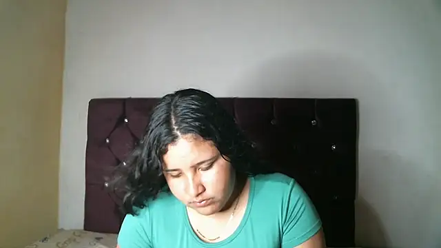 Snapshot of Valeria_Tiffany chatting on 11.08.25 Valeria Tiffany online show from 11.08.25