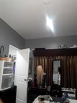 Snapshot of ItsBarbieBitcxxxx69 chatting on 12.16.25 ItsBarbieBitcxxxx69 online show from 12.16.25