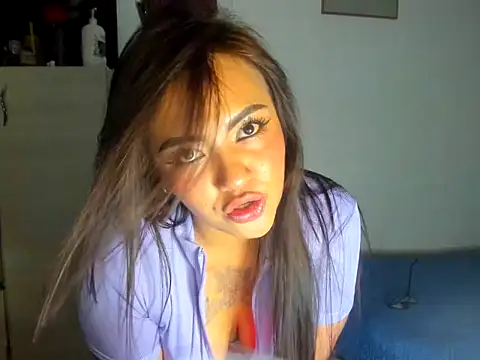 Snapshot of KatyBrunette chatting on 11.16.25 KatyBrunette online show from 11.16.25