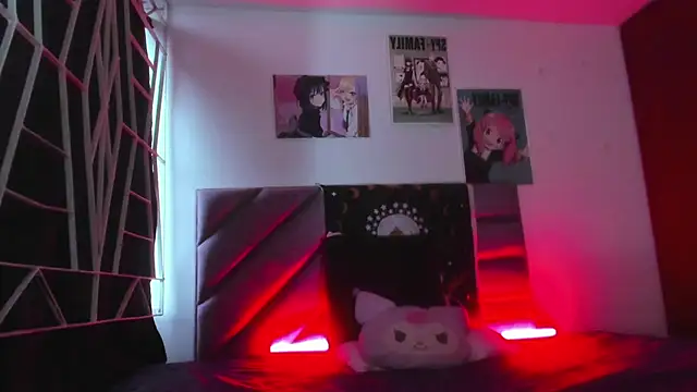 KARINNA  RAVEN online show from 11.25.25