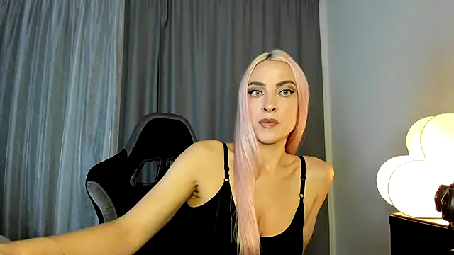  Miss Valentina  online show from 10.23.25