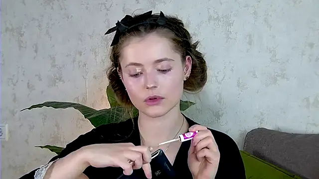 AshleyD  online show from 11.25.25