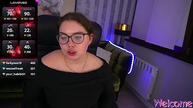 LuxSopphia online show from 03.21.25