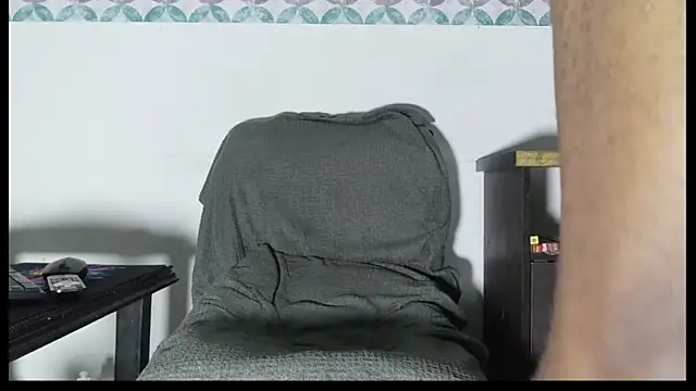 Snapshot of Manbigcocklatin chatting on 04.01.26 Manbigcocklatin online show from 04.01.26