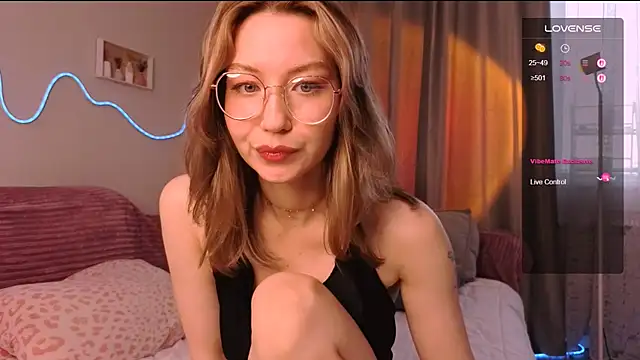 Lilo Sims online show from 09.15.25