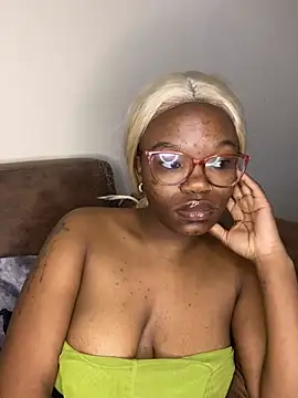 YummyMelanin117 online show from 02.27.26