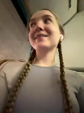 bambi lu online show from 12.18.25