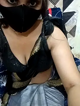 Snapshot of Summi-G chatting on 03.23.25 Summi-G online show from 03.23.25