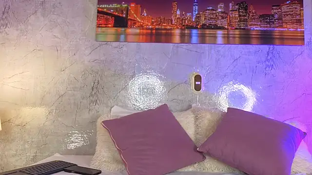 zaraquiinn online show from 02.20.26