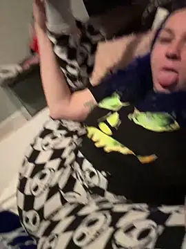 oliviahazee online show from 02.28.26