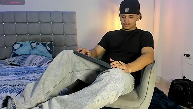 samxx muscle online show from 10.08.25