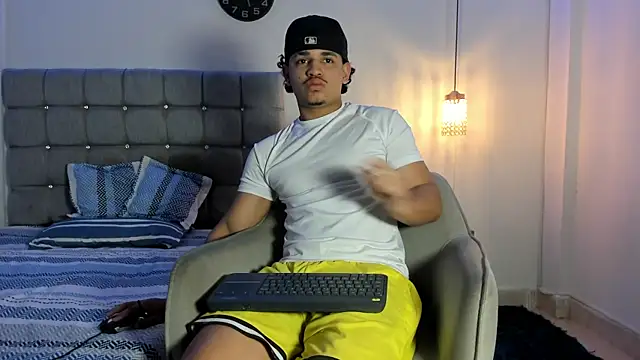 samxx muscle online show from 10.20.25