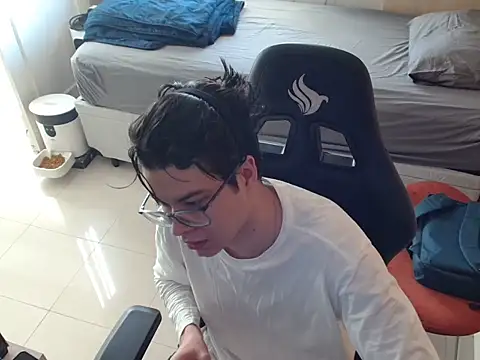 TimiidoSP011 online show from 11.10.25