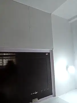 Snapshot of UAjit chatting on 03.27.26 UAjit online show from 03.27.26