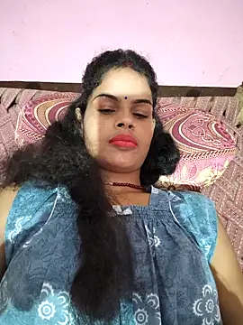 Snapshot of Eshna_Dabral chatting on 09.13.25 Eshna Dabral online show from 09.13.25