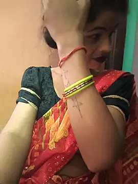 Snapshot of Eshna_Dabral chatting on 09.16.25 Eshna Dabral online show from 09.16.25