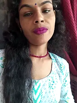 Snapshot of Eshna_Dabral chatting on 09.18.25 Eshna Dabral online show from 09.18.25