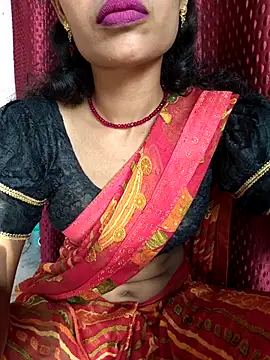 Snapshot of Eshna_Dabral chatting on 09.21.25 Eshna Dabral online show from 09.21.25