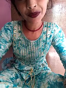 Snapshot of Eshna_Dabral chatting on 10.03.25 Eshna Dabral online show from 10.03.25