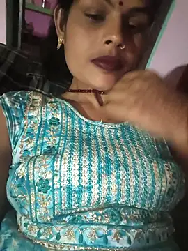 Snapshot of Eshna_Dabral chatting on 10.12.25 Eshna Dabral online show from 10.12.25