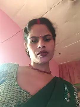 Snapshot of Eshna_Dabral chatting on 10.20.25 Eshna Dabral online show from 10.20.25