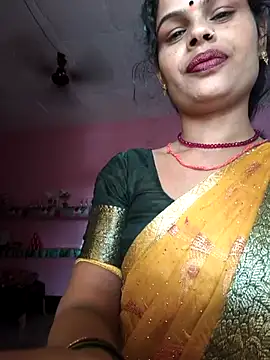 Eshna Dabral online show from 11.03.25