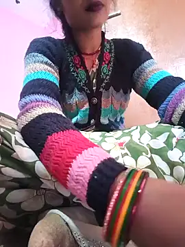 Eshna Dabral online show from 11.26.25