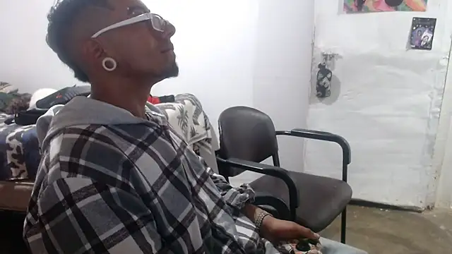 Cobra  Egipcia online show from 10.16.25