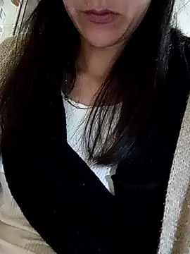 Snapshot of Camilitah chatting on 09.09.25 Camilitah online show from 09.09.25