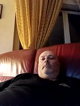 Alexis Bull online show from 03.23.25