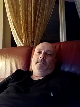 Alexis Bull online show from 03.08.26