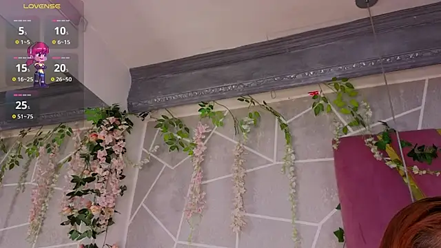 Snapshot of MilleyJones chatting on 11.03.25 MilleyJones online show from 11.03.25