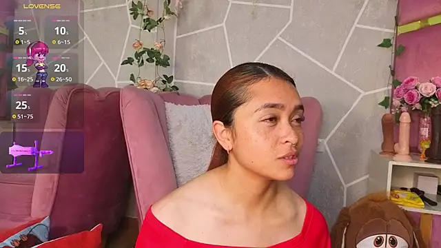 Snapshot of MilleyJones chatting on 11.24.25 MilleyJones online show from 11.24.25