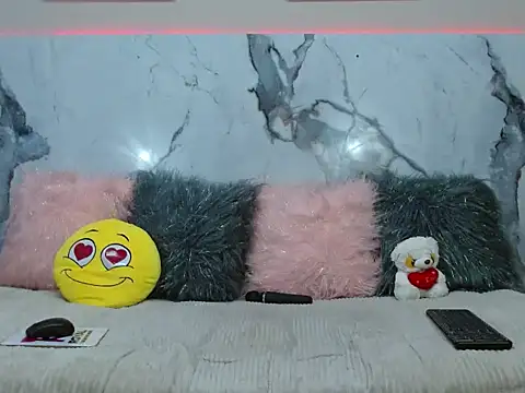 Snapshot of adajonnes chatting on 05.12.26 adajonnes online show from 05.12.26